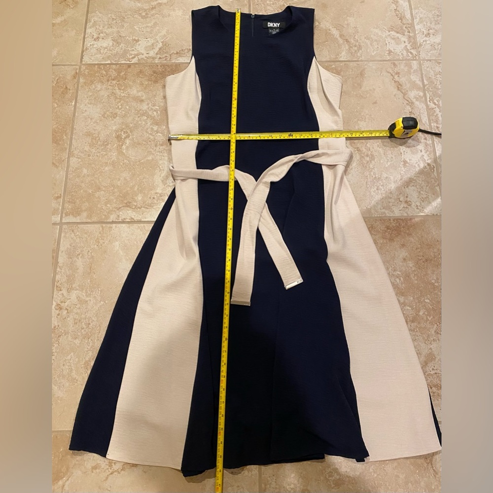 DKNY Women's Navy Blue & Cream Sleeveless Tie-Waist A-Line Midi Dress (Size 12) - Picture 10 of 14